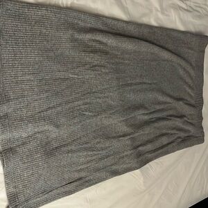 Time and Tru grey skirt